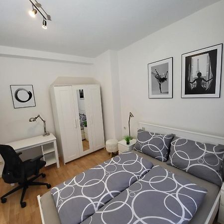 Apartment Naehe Duesseldorf Messe Expo, Airport, Train Station Duisburg Ngoại thất bức ảnh